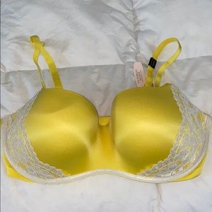 Brand new never worn - Victoria’s Secret Bra
